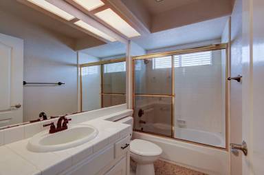 Main picture of 1014 E Democracy Ave