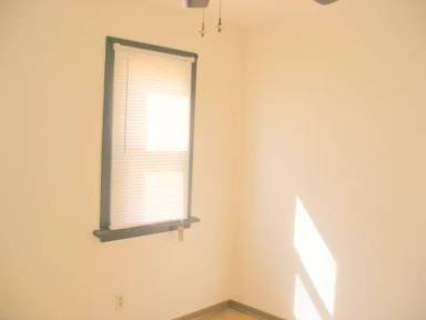 Main picture of 2913 Endicott Ave
