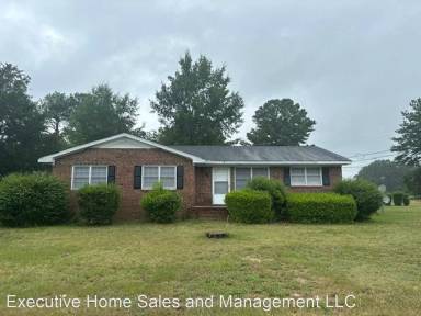 Main picture of 102 Fairview Rd