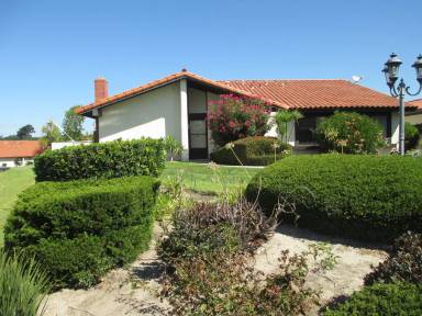 Main picture of 3939 Mesa Circle Dr