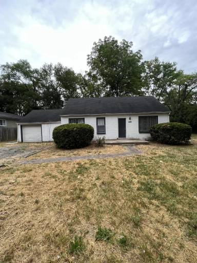 Main picture of 4023 N Edmondson Ave