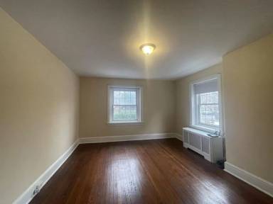 Main picture of 6345 Lancaster Ave