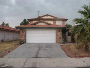 Main picture of 1716 Yellow Rose St