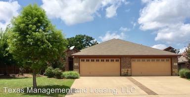 Main picture of 1437 Ravenwood Dr