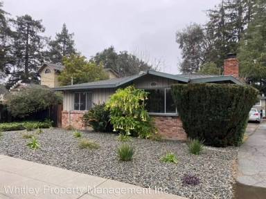 Main picture of 379 Roble Ave