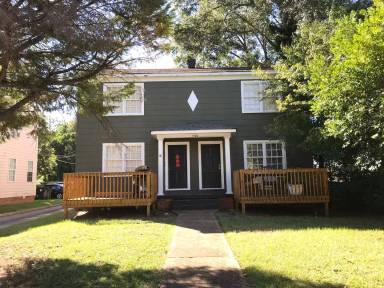 Main picture of 1506 4th Ave