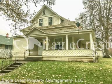 Main picture of 114 N Touchet St
