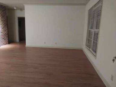 Main picture of 120 Arcadia Ln