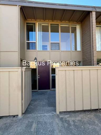 Main picture of 451 Dela Vina Ave Apartments
