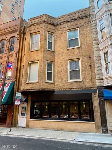 Main picture of 866 N State St