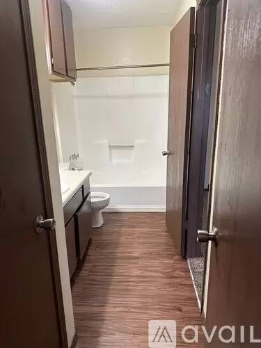 Main picture of Avendale Pointe Apartments