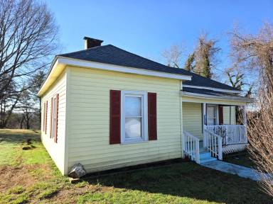 Main picture of 200 Tesh St