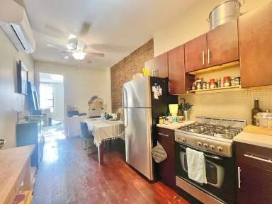 Main picture of 65 Grand Ave