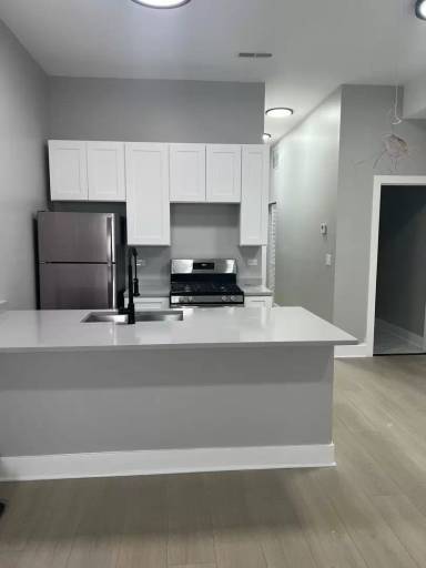 Main picture of 3201 S Racine Ave