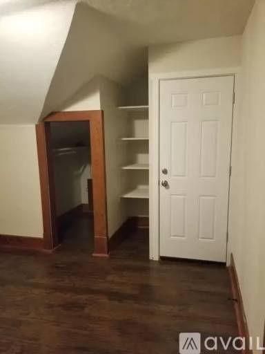 Main picture of 27 N 300 W