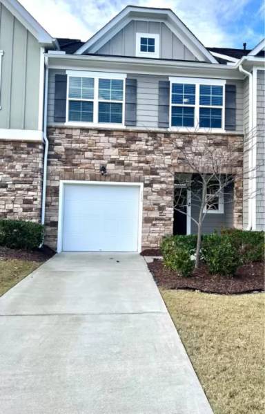 Main picture of 715 Crimson Sage Ln