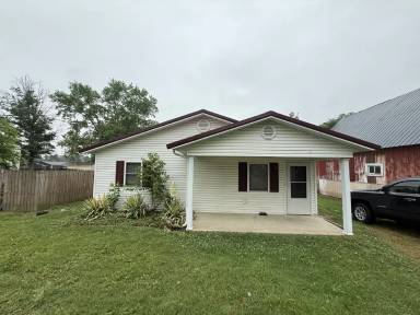 Main picture of 120 S Rose St
