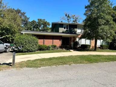 Main picture of 1201 Old Cannons Ln