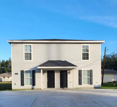 Main picture of 951 Tallow Rd