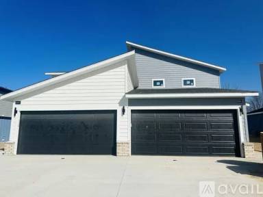 Main picture of 1508 SW Casuarina Dr
