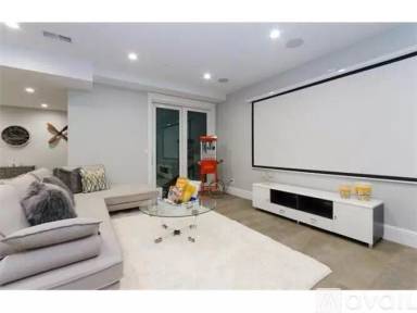 Main picture of 3487 Bryant St