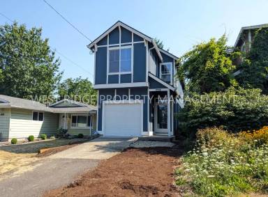 Main picture of 6824 N Astor St