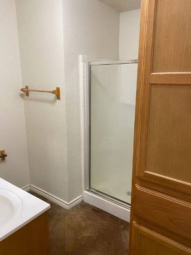 Main picture of 1322 Country Club Rd