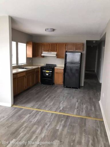 Main picture of 1678 Broad St