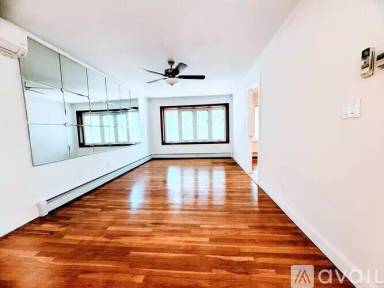 Main picture of 213 Bayside Ave