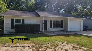 Main picture of 1619 Highway 35 S