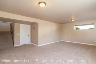 Main picture of 2043 W Saint Thomas More Way