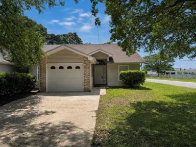 Main picture of 697 Ferguson Dr