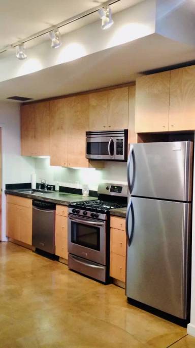 Main picture of 52 Rausch St