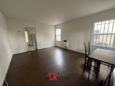 Main picture of 2711 S Cochran Ave