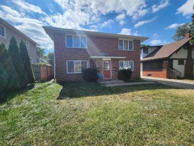 Main picture of 2037 South St