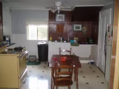 Main picture of 8 Pool Dr