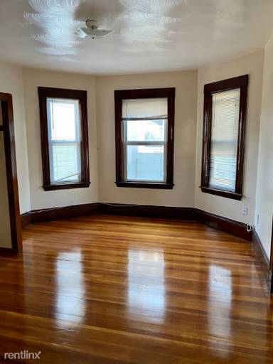 Main picture of 18 Vermont Ave