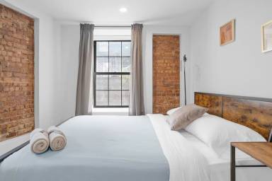 Main picture of 707 Saint Johns Pl