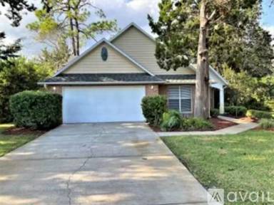 Main picture of 10 Blockhouse Ct