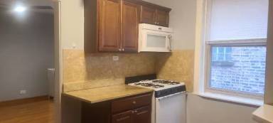 Main picture of 4837 W Addison St