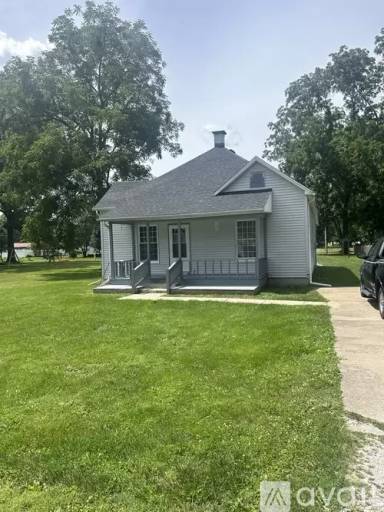 Main picture of 631 S Davis St