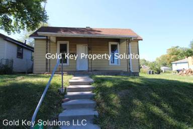 Main picture of 2423 Lincoln St