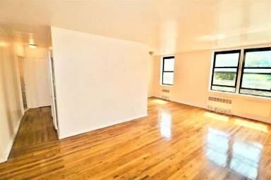Main picture of 288 W 238th St
