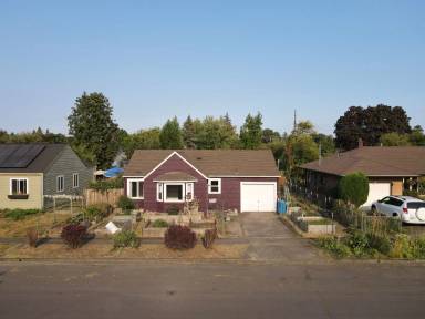 Main picture of 405 22nd St
