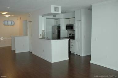 Main picture of 2442 Centergate Dr