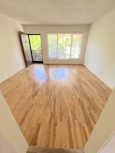Main picture of 807 3rd St