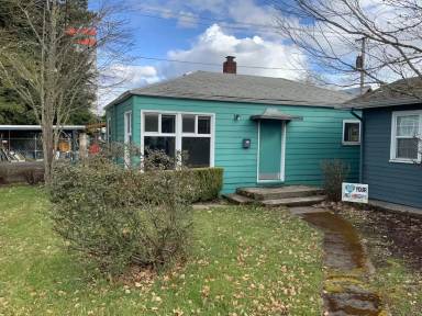 Main picture of 1653 Charnelton St