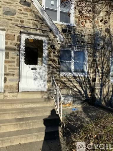 Main picture of 1427 Levick St