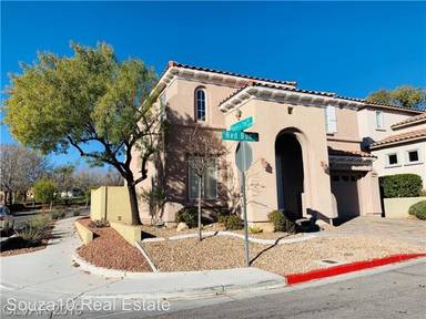 Main picture of 2231 Red Bud St