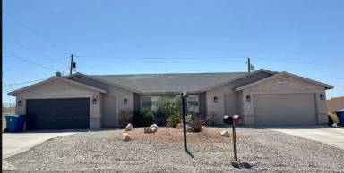 Main picture of 3150 Arapaho Dr
